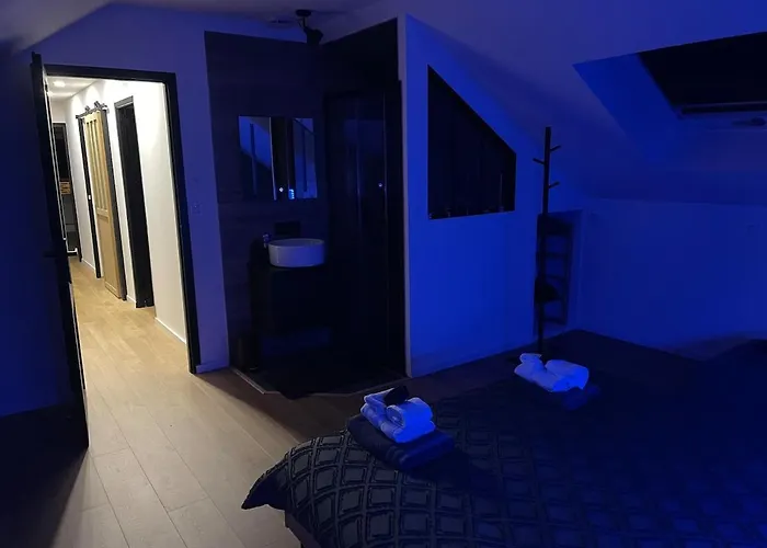 Loft Lumineux, Deco Soignee Et Ambiance Zen Вилла